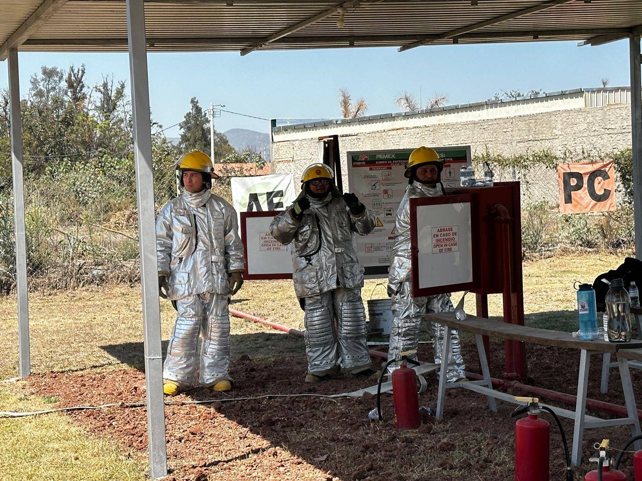 Instalaciones de entrenamiento CENPROC con fuego controlado